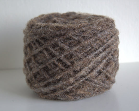 Ovillo de Lana Gris Café, 100gr