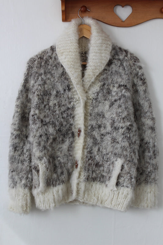 Cardigan Artesanal de Lana de Oveja, Sur de Chile